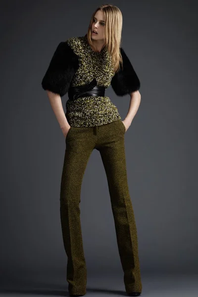 Look 18